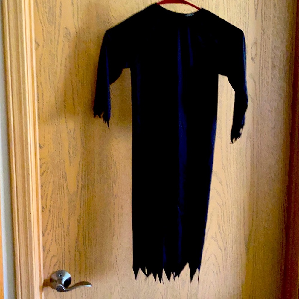 $3/15 Kids costume Black Dress size small